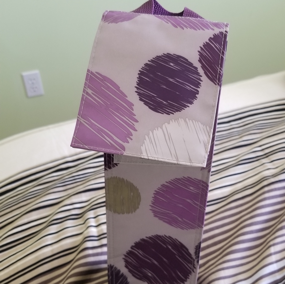 NWOT Bottle Carrier